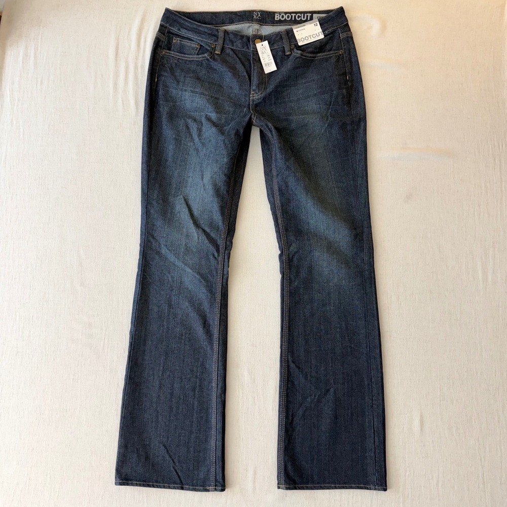 New York & Company Curvy Low Rise Bootcut Jeans Women Size 12 Average Dark Wash